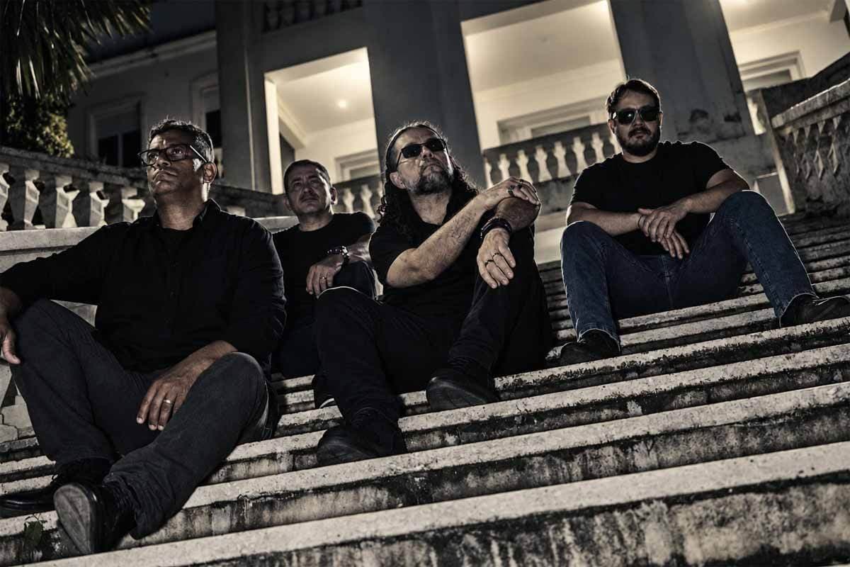 Banda Prognoise, de Porto Velho, durante apresentação musical de rock progressivo.